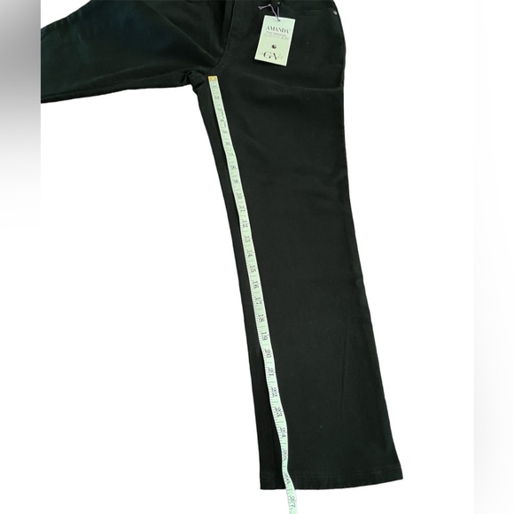 Woman’s black jeans pants size 6ps NWT Gloria Vanderbilt Amanda - Picture 3 of 9